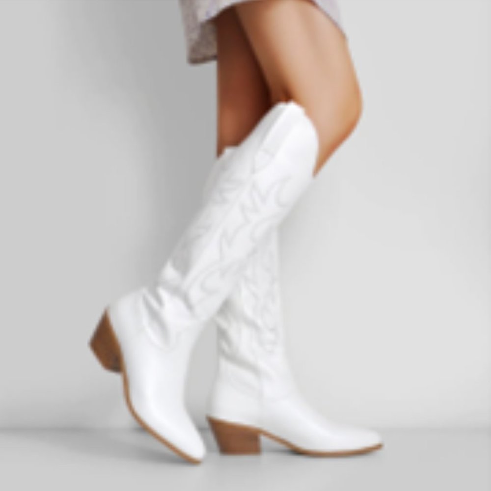 White Embroidery Wooden Heel Western Boots